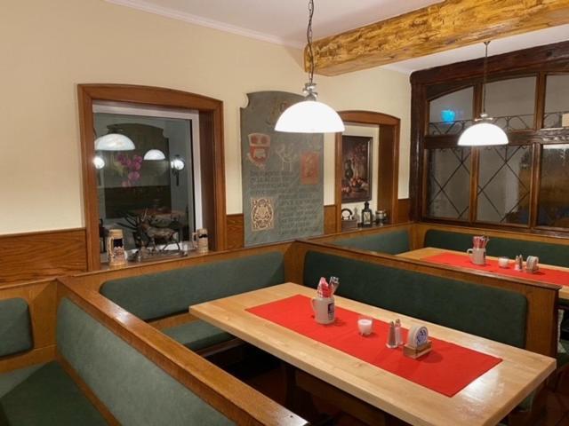 Bed & Breakfast Zur Post - 3*